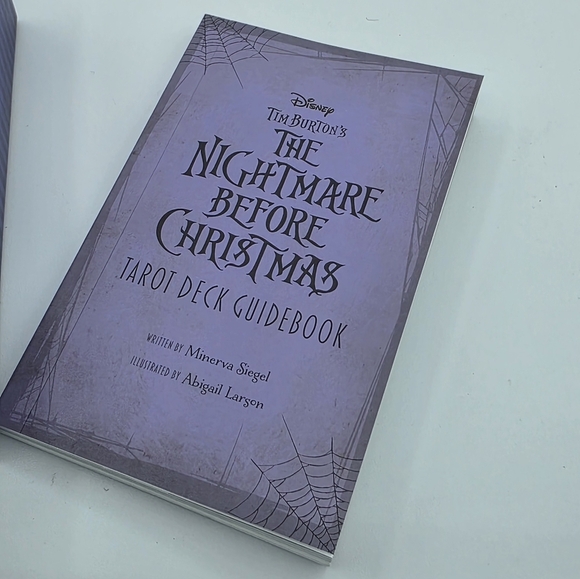 Disney Tim Burton's The Nightmare Before Christmas Tarot Deck and Guidebook - Picture 7 of 8